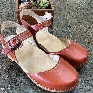 Clogsland vegan leather handmade wooden clogs 41 US 10